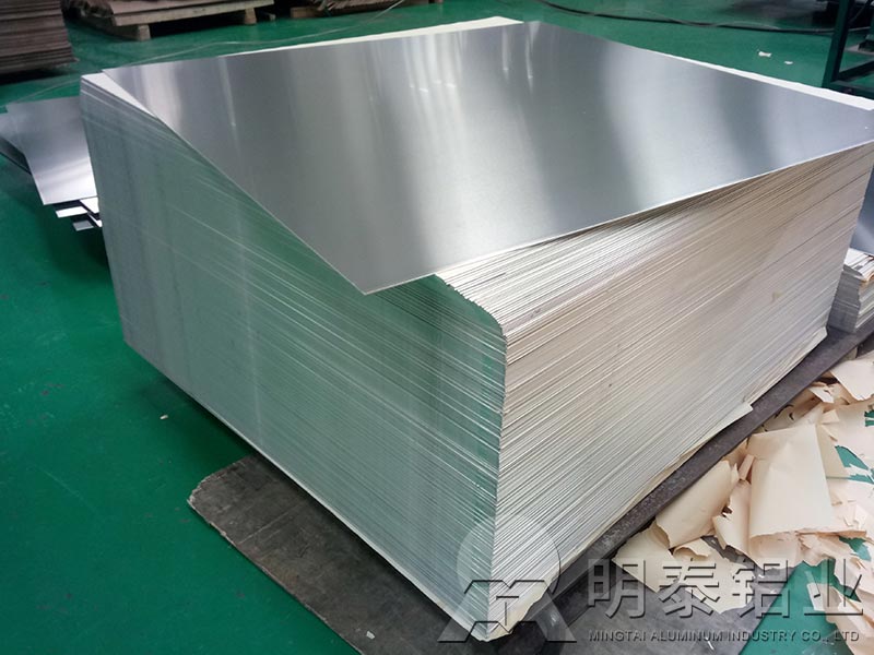 1060铝板厂家-化工储罐用1060h112铝板价格多少一吨